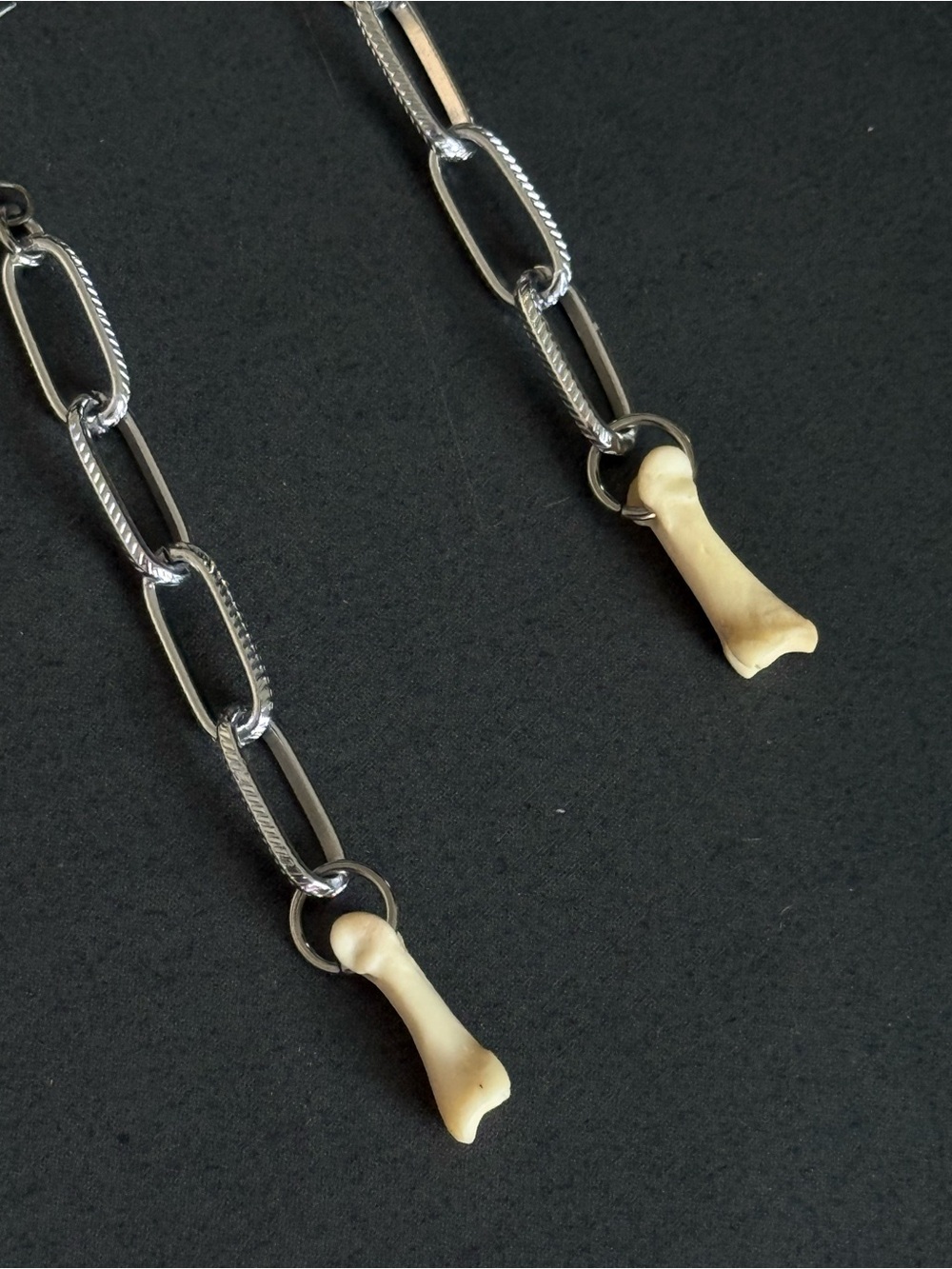 Long Silver Chain Drop Earrings with Bone Charm coyote foot bone oddities earrin - Picture 4 of 5